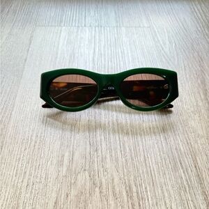quay australia so what green & brown tortoise retro 90's oval modern sunglasses